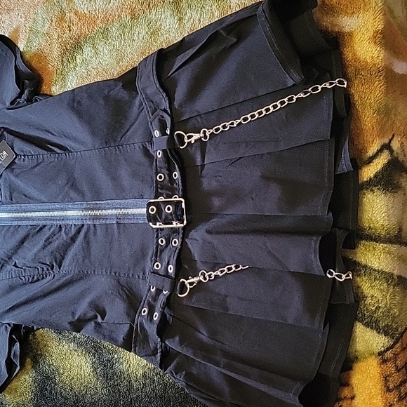 Current mood pleated mini black dress - Picture 3 of 5